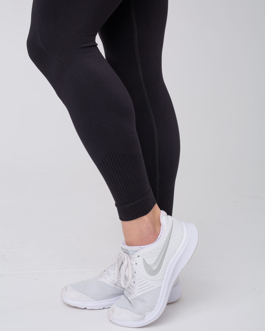 legginsy sportowe czarne