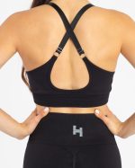 Stanik sportowy z ładnym tyłem