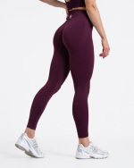 legginsy damskie śliwkowe, legginsy sportowe fioletowe, legginsy na siłownię, legginsy na fitness